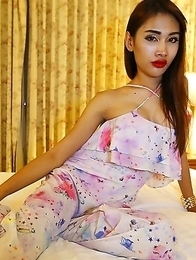 24 year old Thai ladyboy sucks off her white tourist friends fat cock