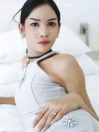 21yo busty Thai newhalf Mickey sucks and fucks white tourists cock
